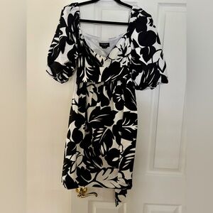 KATE SPADE Black and White Leaf Print Dress.